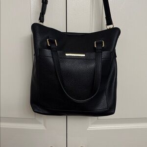 Steve Madden Black Leather crossbody Bag 12 inch across 11 inch down 3 inch wide